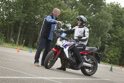 motorrijbewijs halen.